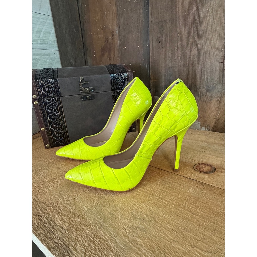 ALDO Neon Yellow Croc Embossed Stiletto Pumps Size 7.5 | Barbiecore Y2K Glam